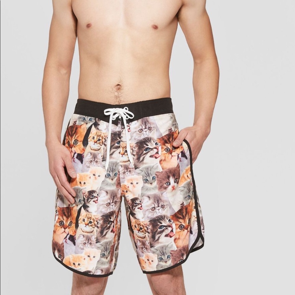 Bioworld Mens Cat Face Shorts Size L